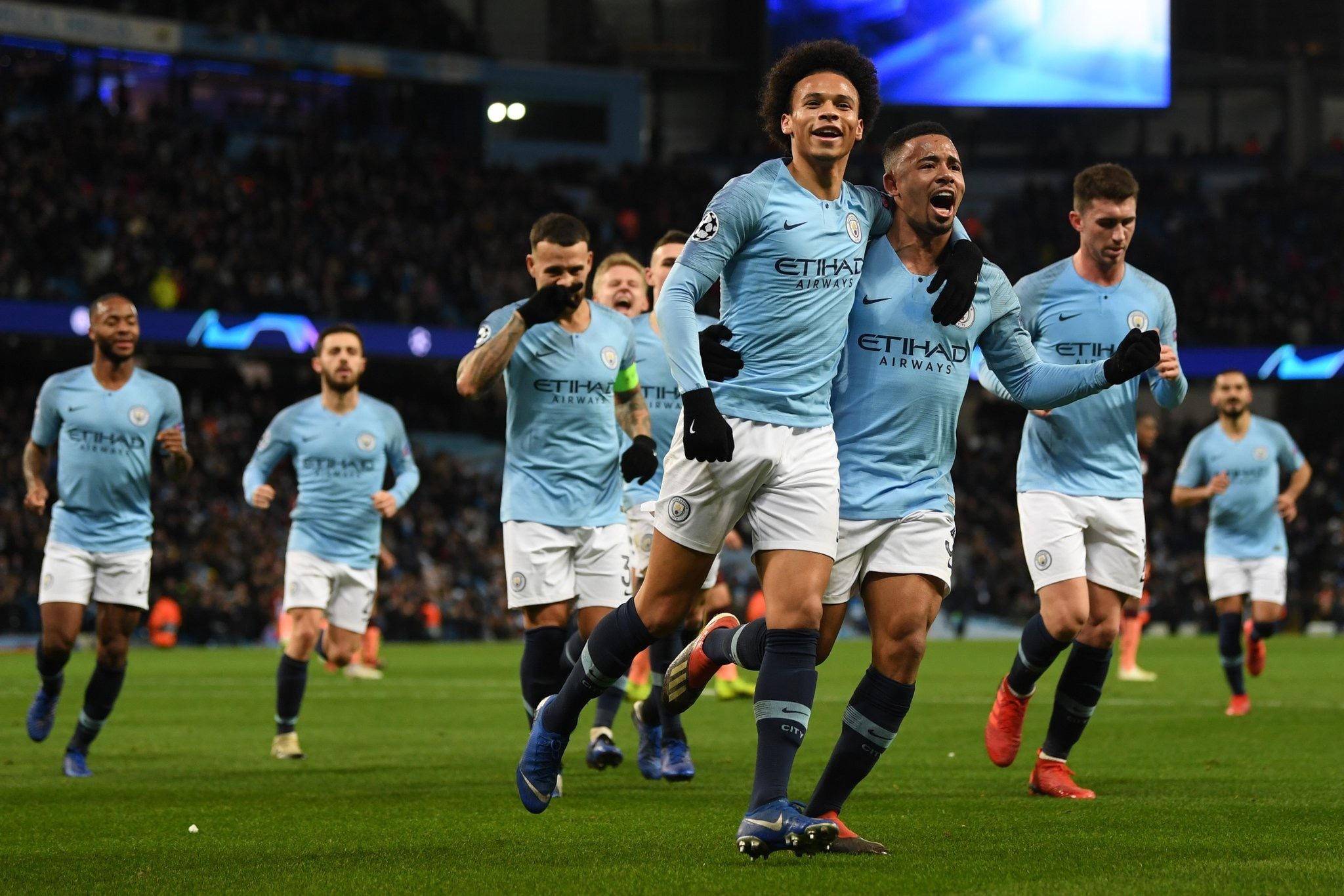 教练团队的 教练团队的